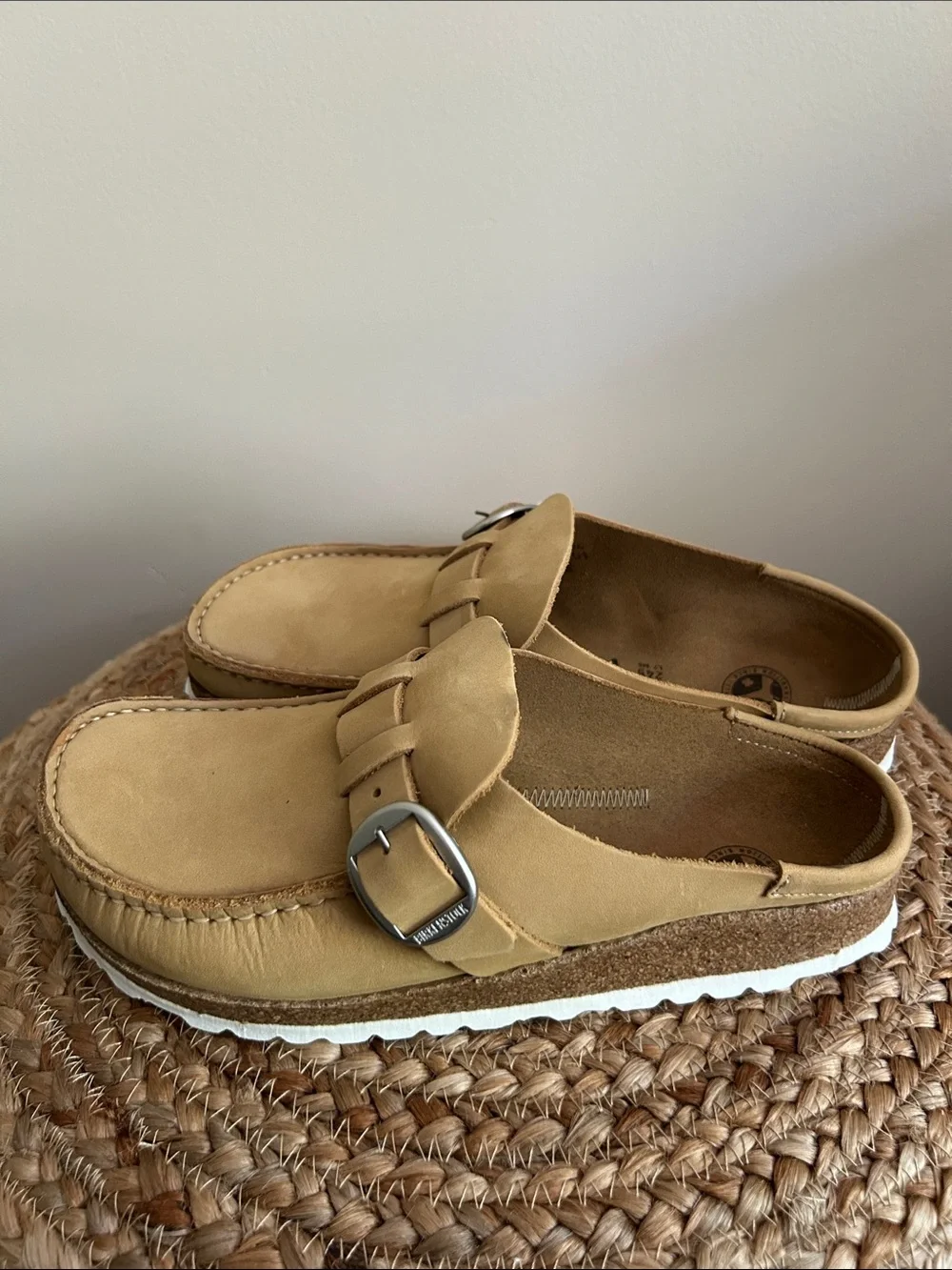 Birkenstock Buckley Tan Leather Clog - Picture 6 of 9